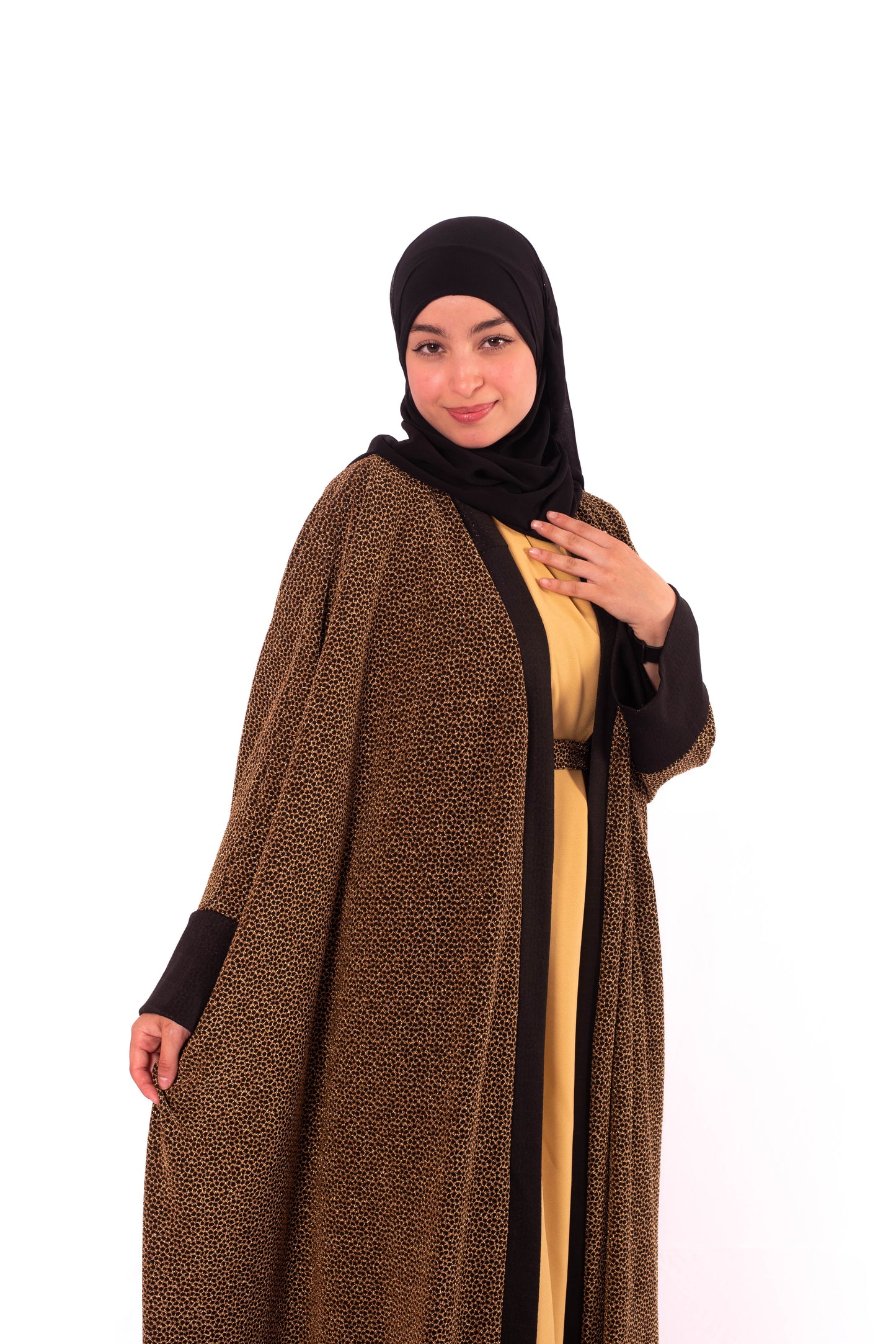 Elegant Abaya and Fond Robe – Modest & Flowing Design